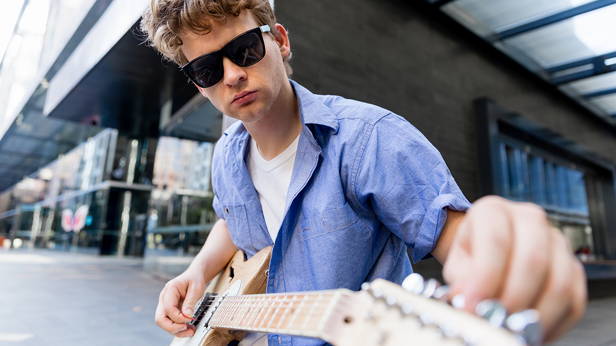 Le petit guide pour prendre soin de ta guitare.